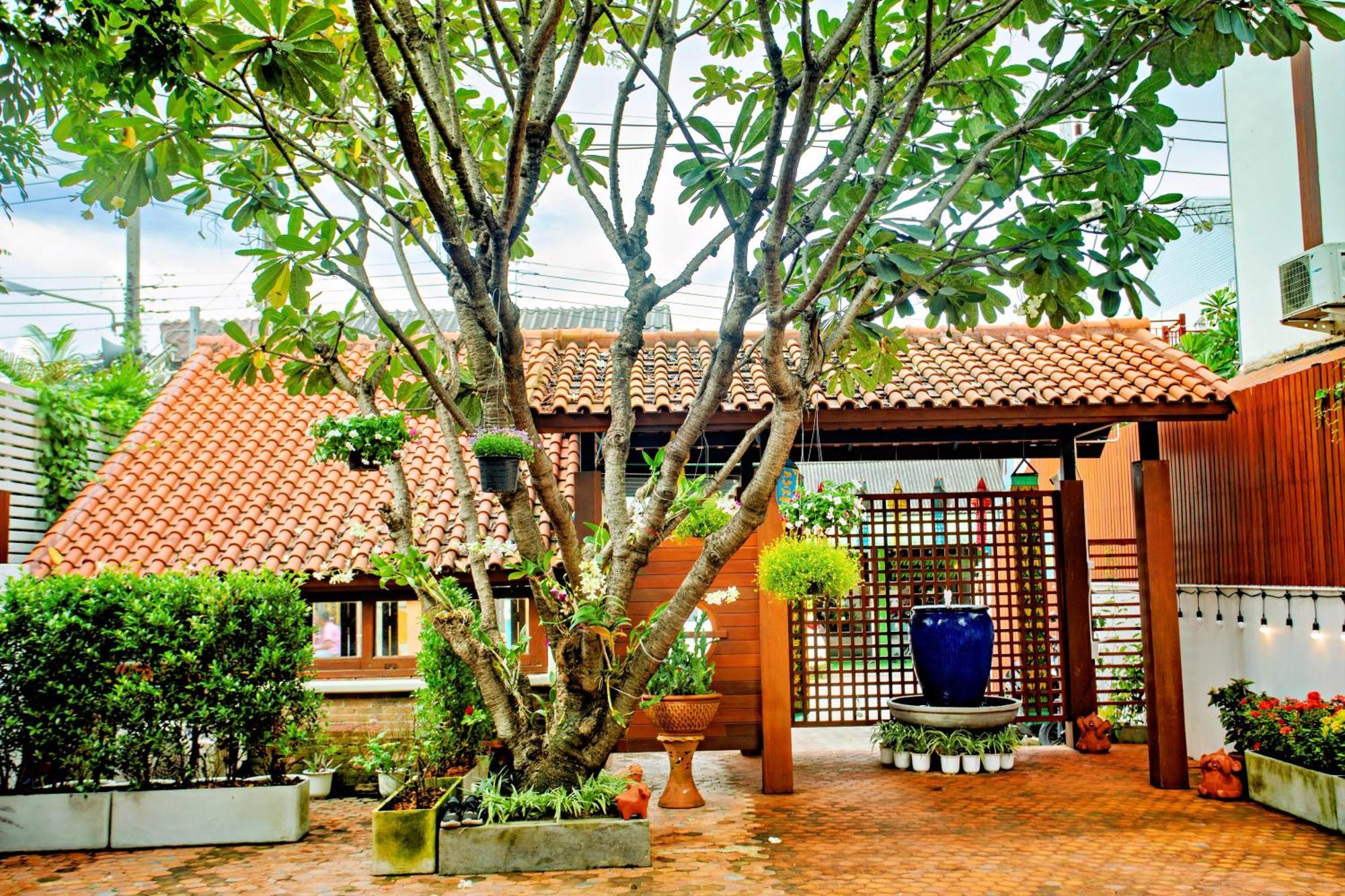 Art House Old City Chiang Mai Exterior photo